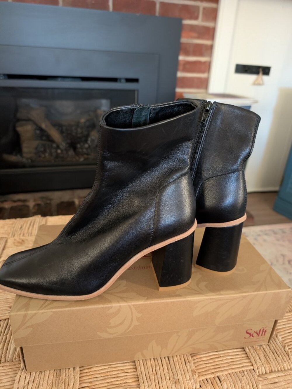 Leather boot